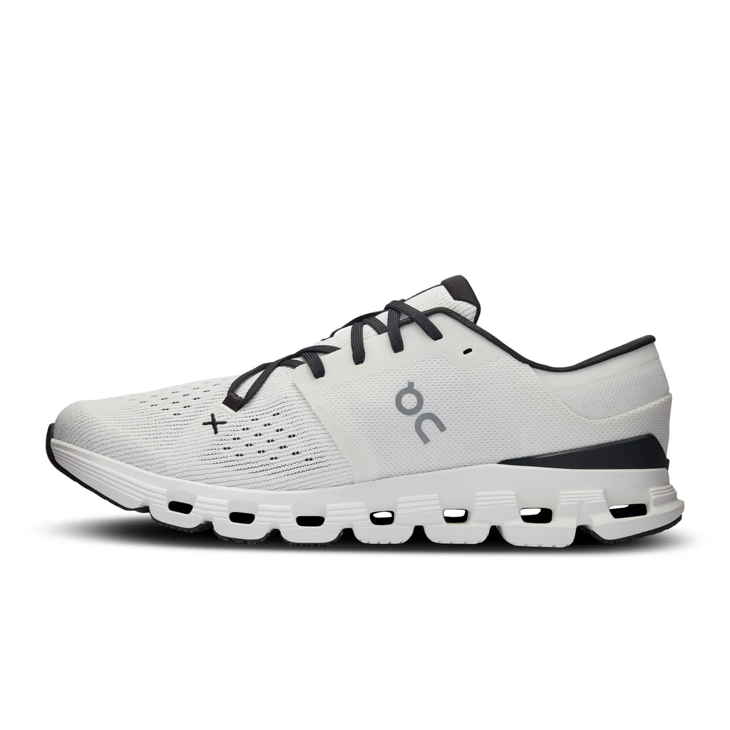 Cloud X 4 Ivory Black